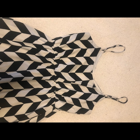 Black and White Spaghetti Strap Dress - Picture 2 of 7